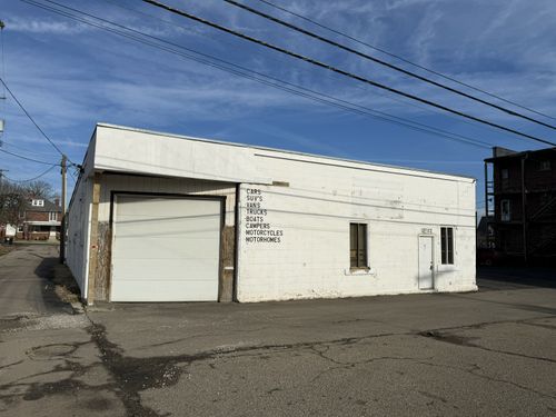 63 N 4th St