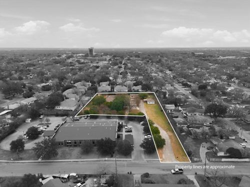 2323 N 39th St, Waco, TX