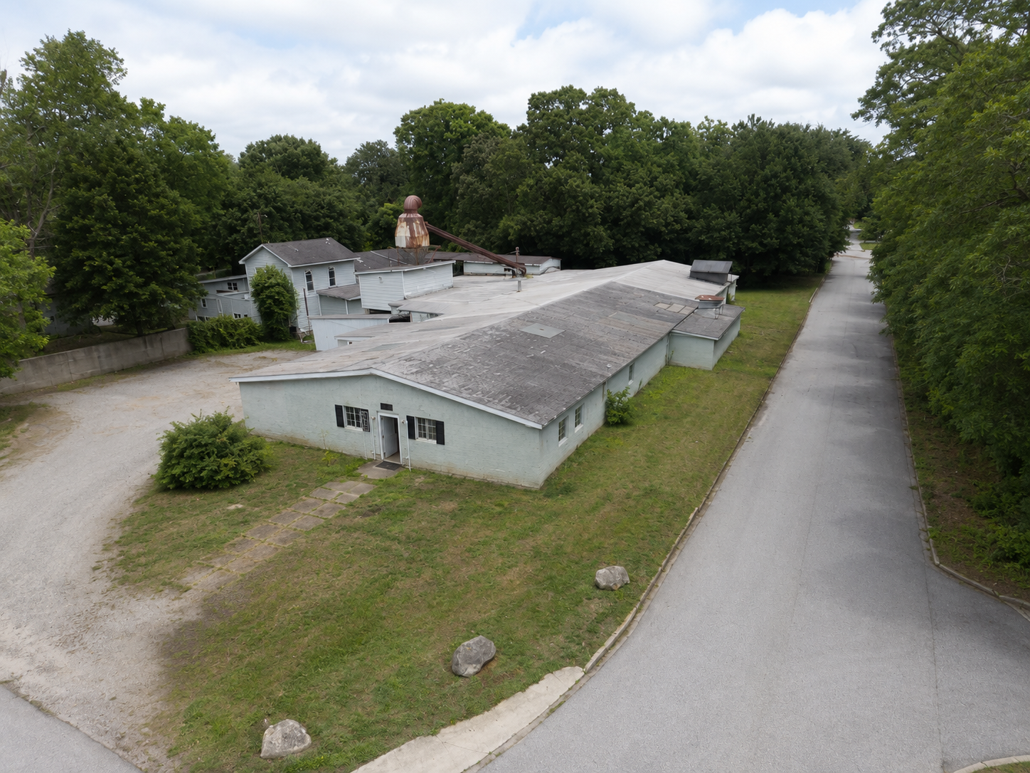71 Word St, Fairburn, GA 30213