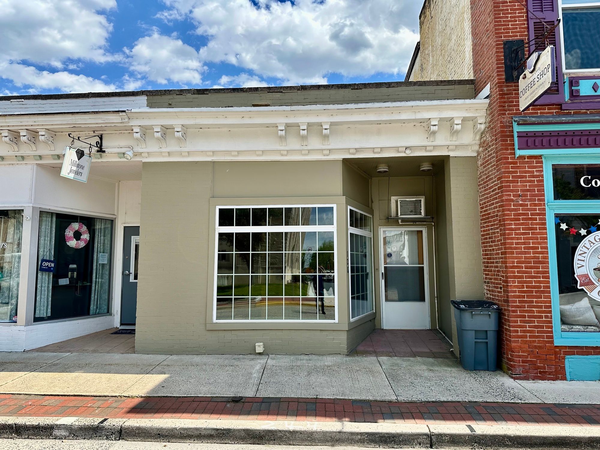 128 E Main St, Elkton, MD 21921