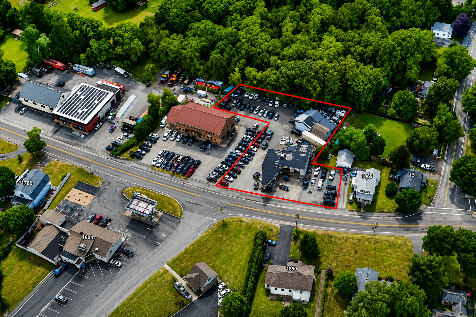 1855 County St, Somerset, MA 02726