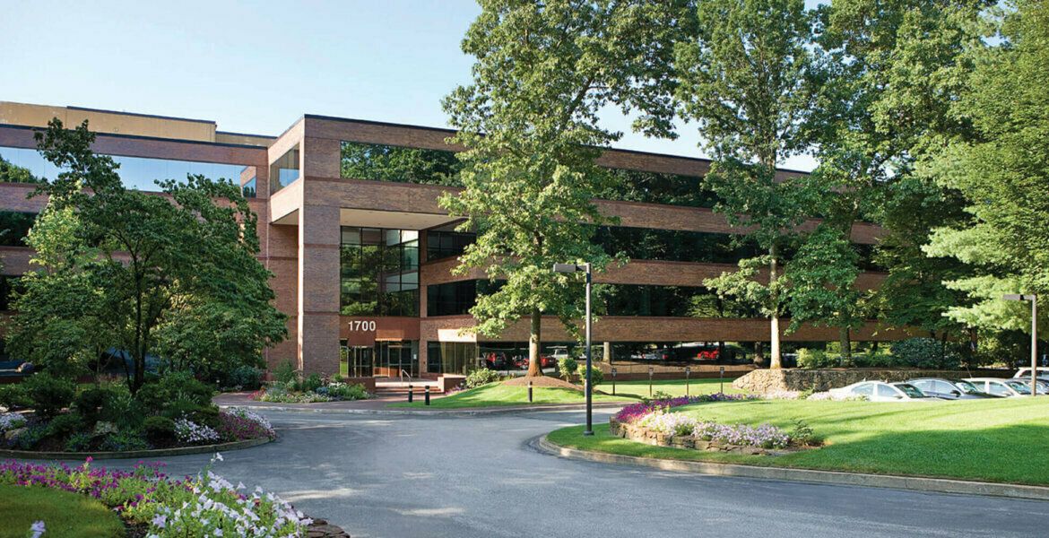 1700 West Park Dr, Westborough, MA 01581