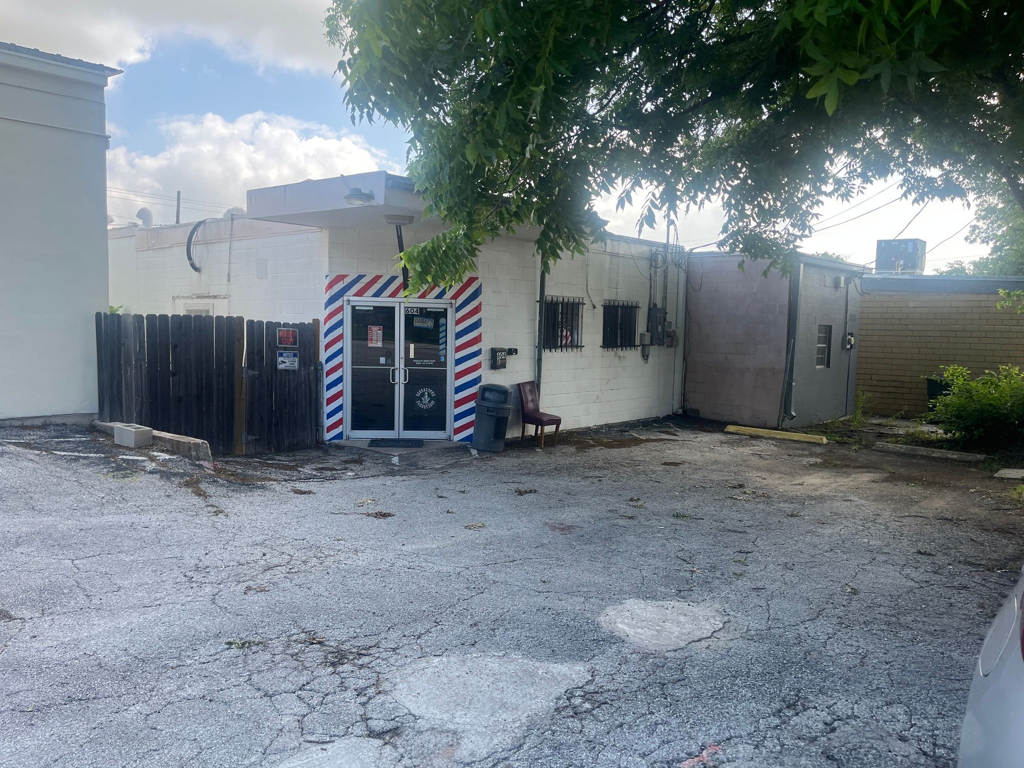 Retail for sale at 604 E University Ave, Georgetown, TX, 78626 — photo 3