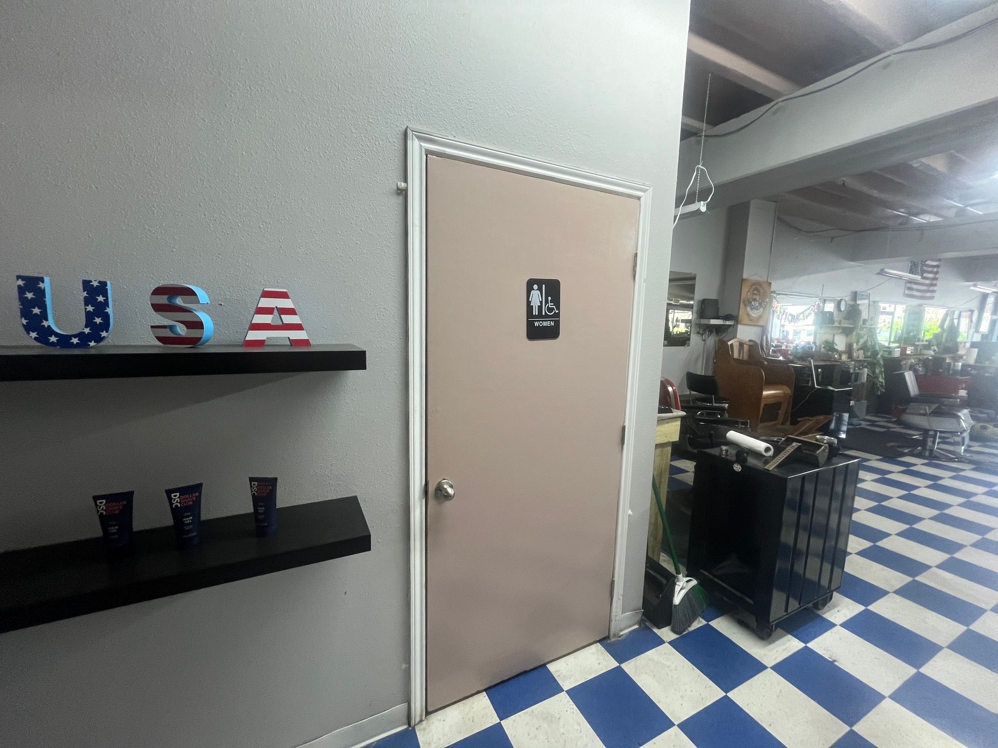 Retail for sale at 604 E University Ave, Georgetown, TX, 78626 — photo 11