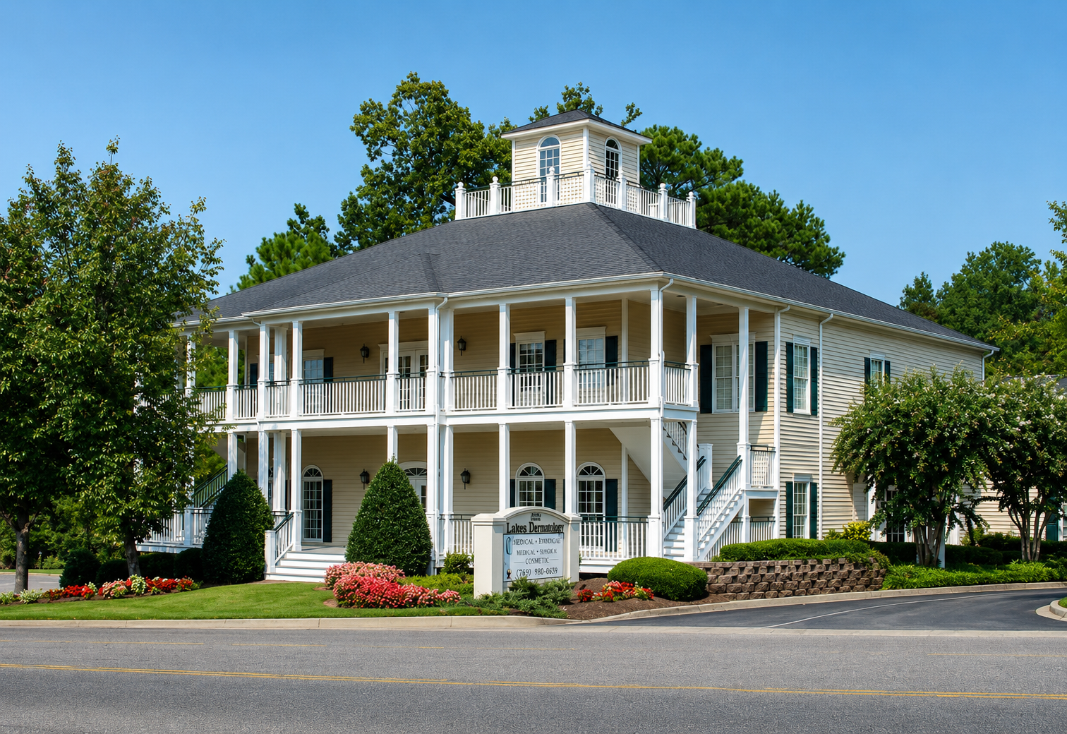 3055 Lorna Rd, Hoover, AL 35216
