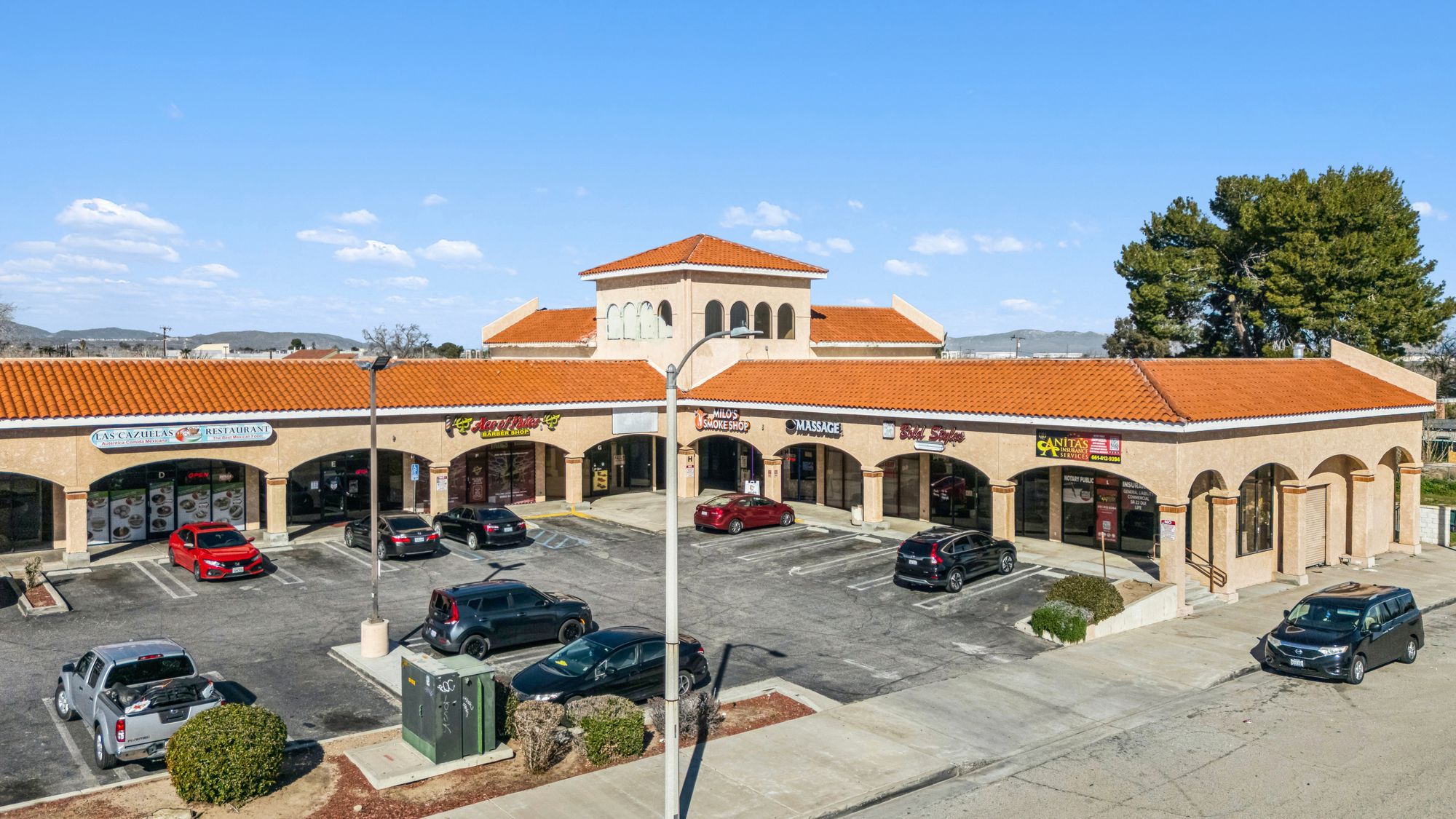2553 E Palmdale Blvd, Palmdale, CA 93550