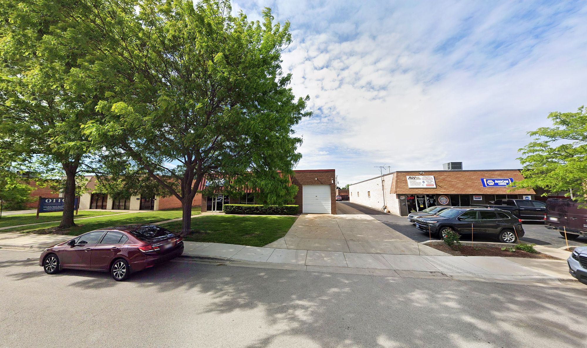 1538 Burgundy Pkwy, Streamwood, IL 60107