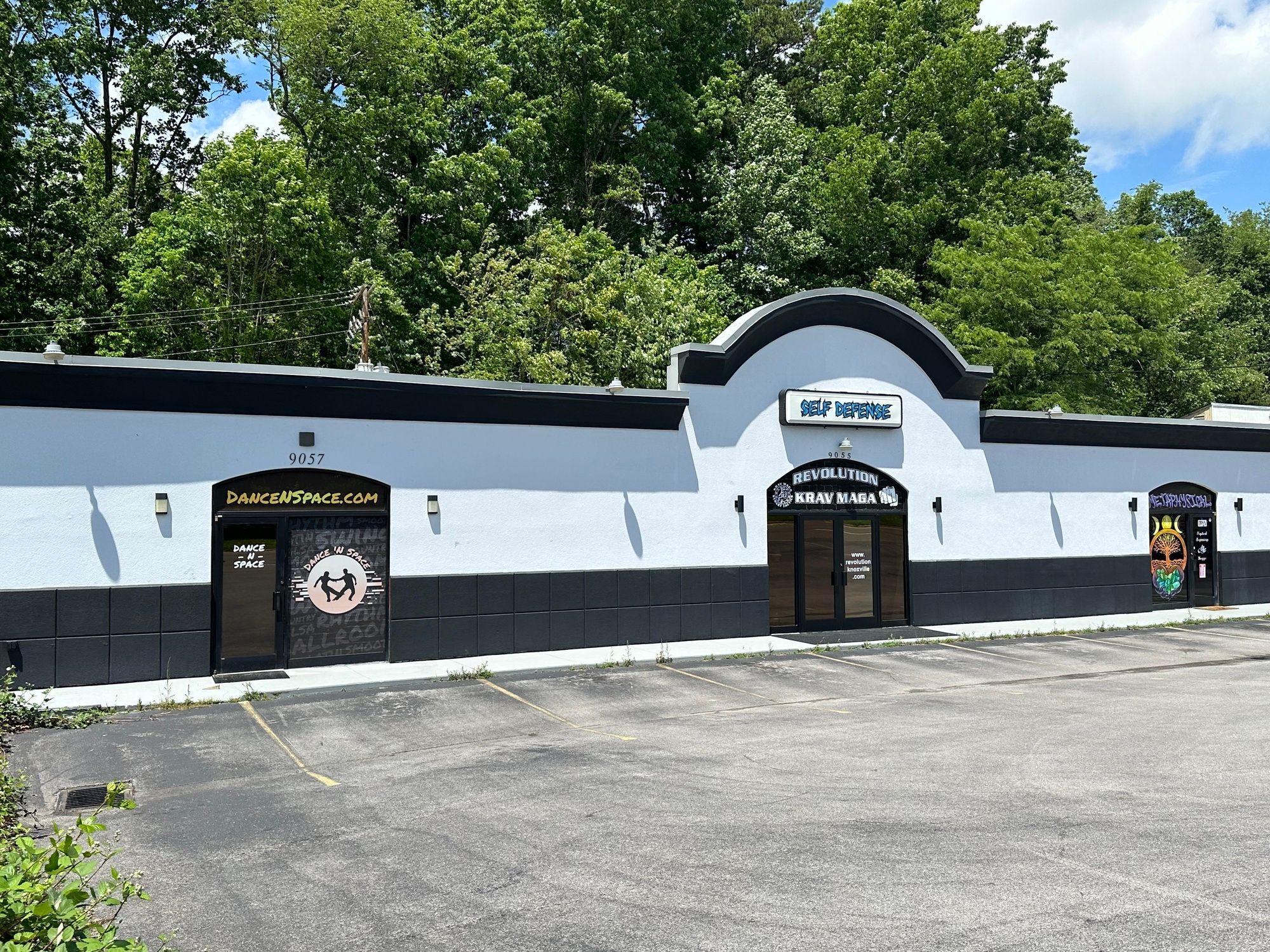9053 Middlebrook Pike, Knoxville, TN 37923