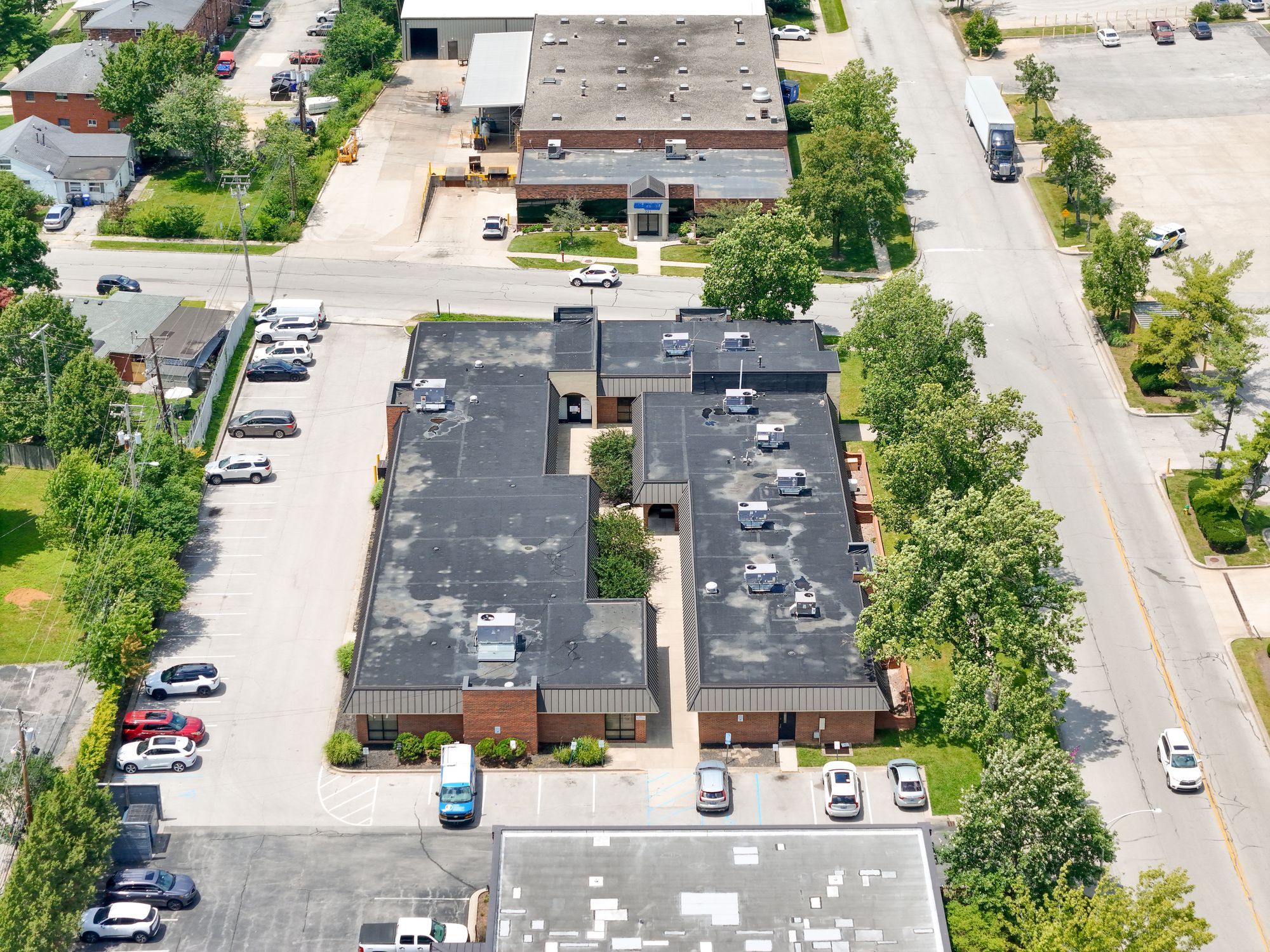 2216 Young Dr, Lexington, KY 40505