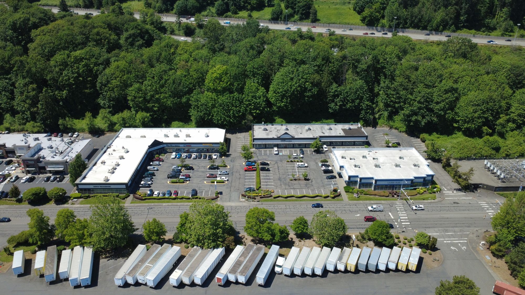 16901 Southcenter Pkwy, Tukwila, WA 98188