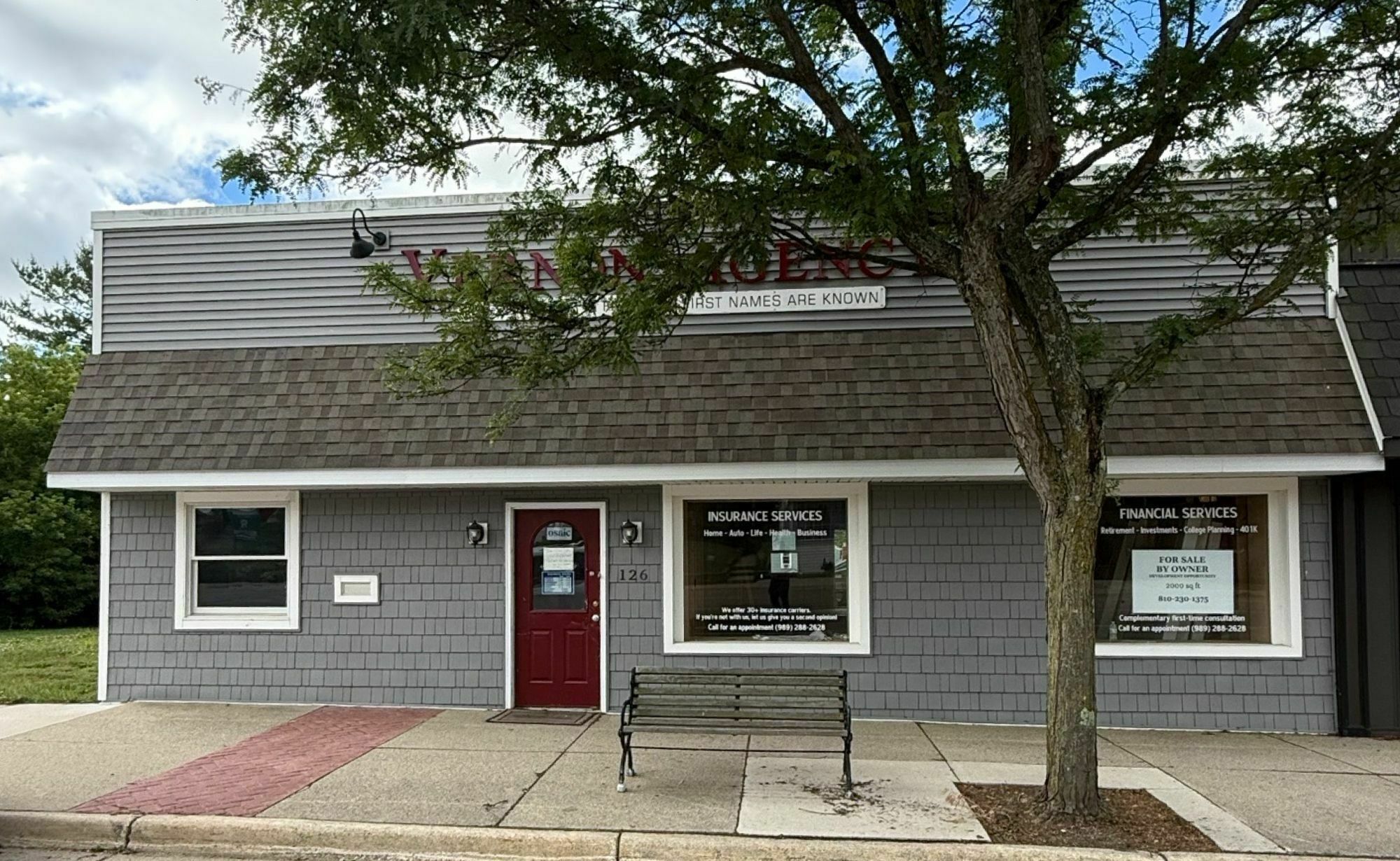 126 E Main St, Vernon, MI 48476