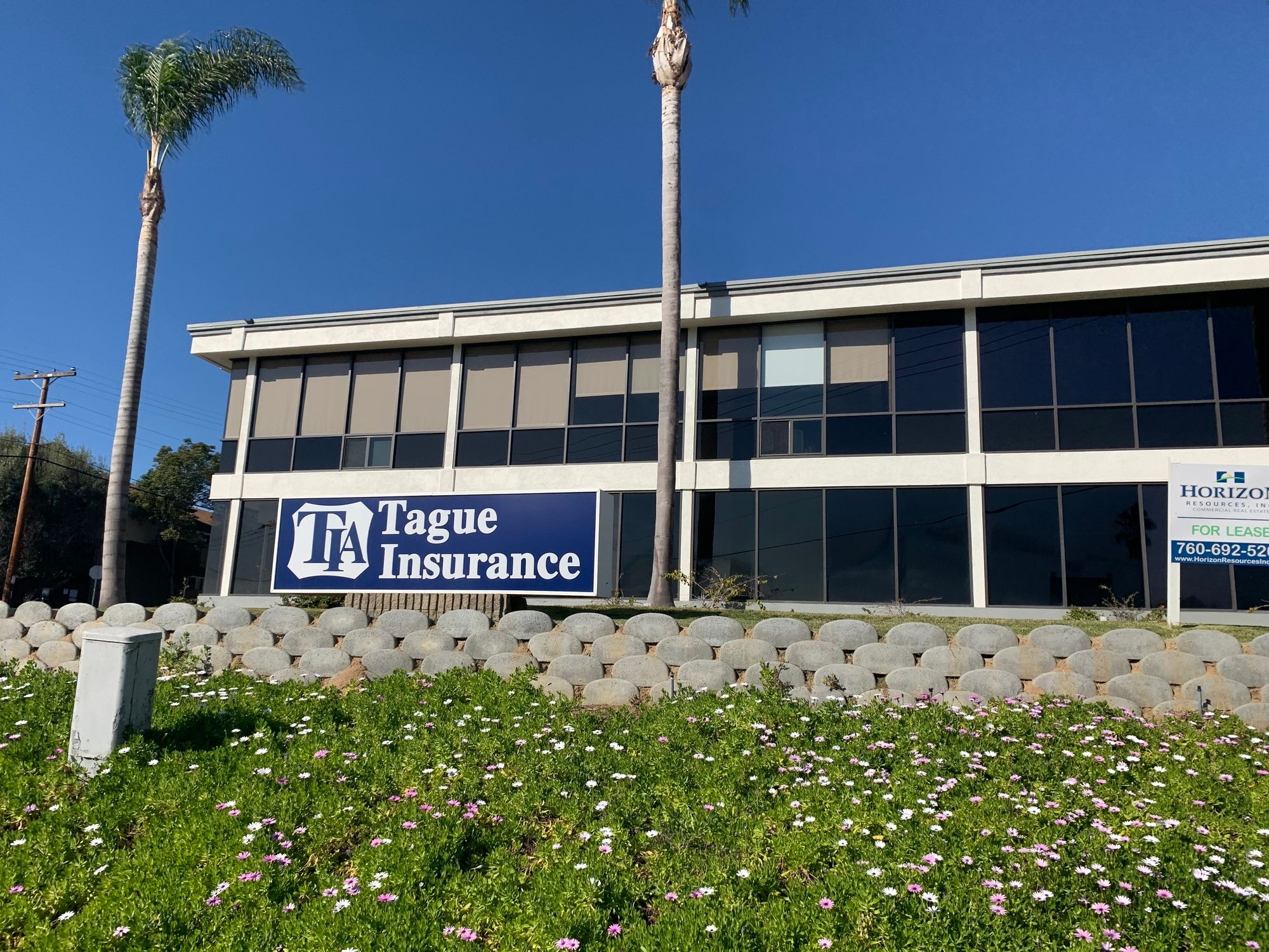 1365 W Vista Way, Vista, CA 92083