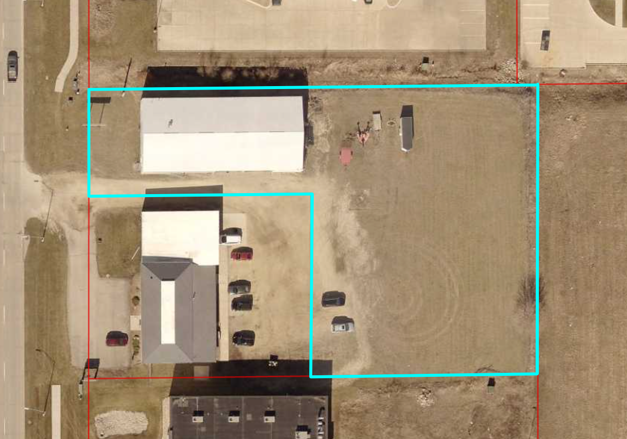 2211 4Th St Southwest, Waverly, IA 50677