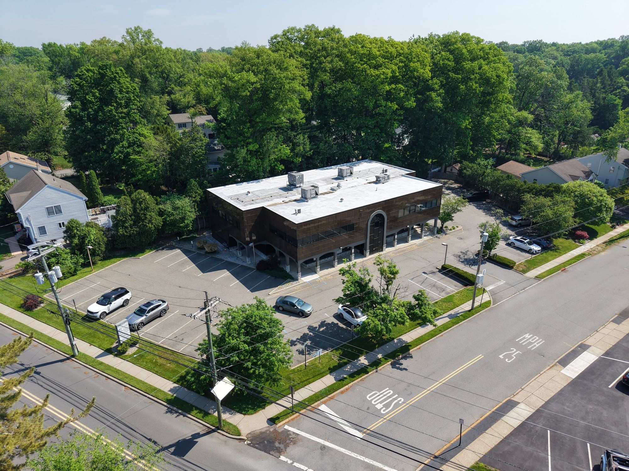 171 N Franklin Tpke, Waldwick, NJ 07463