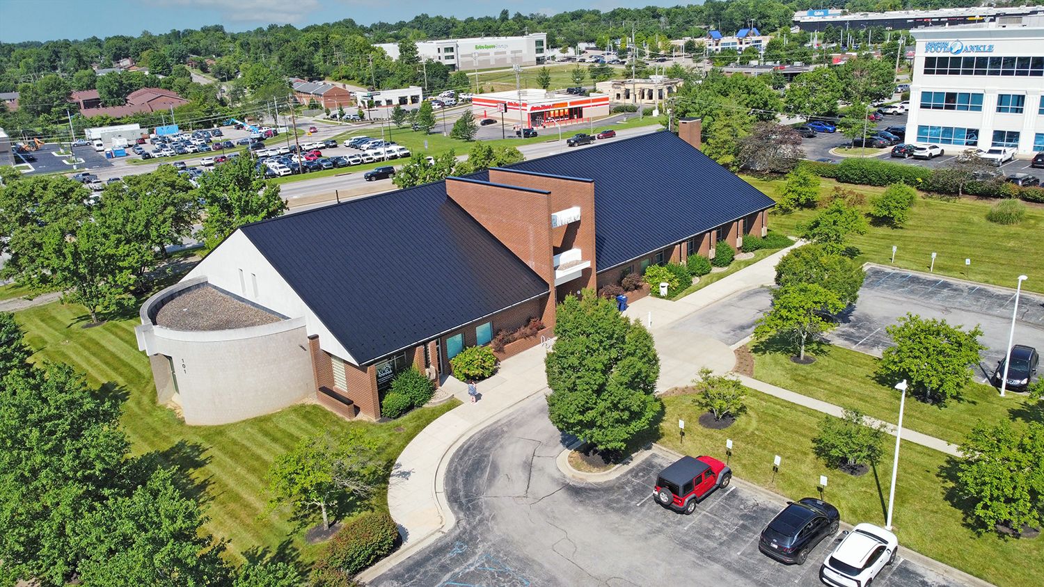 101 N Eagle Creek Dr, Lexington, KY 40509