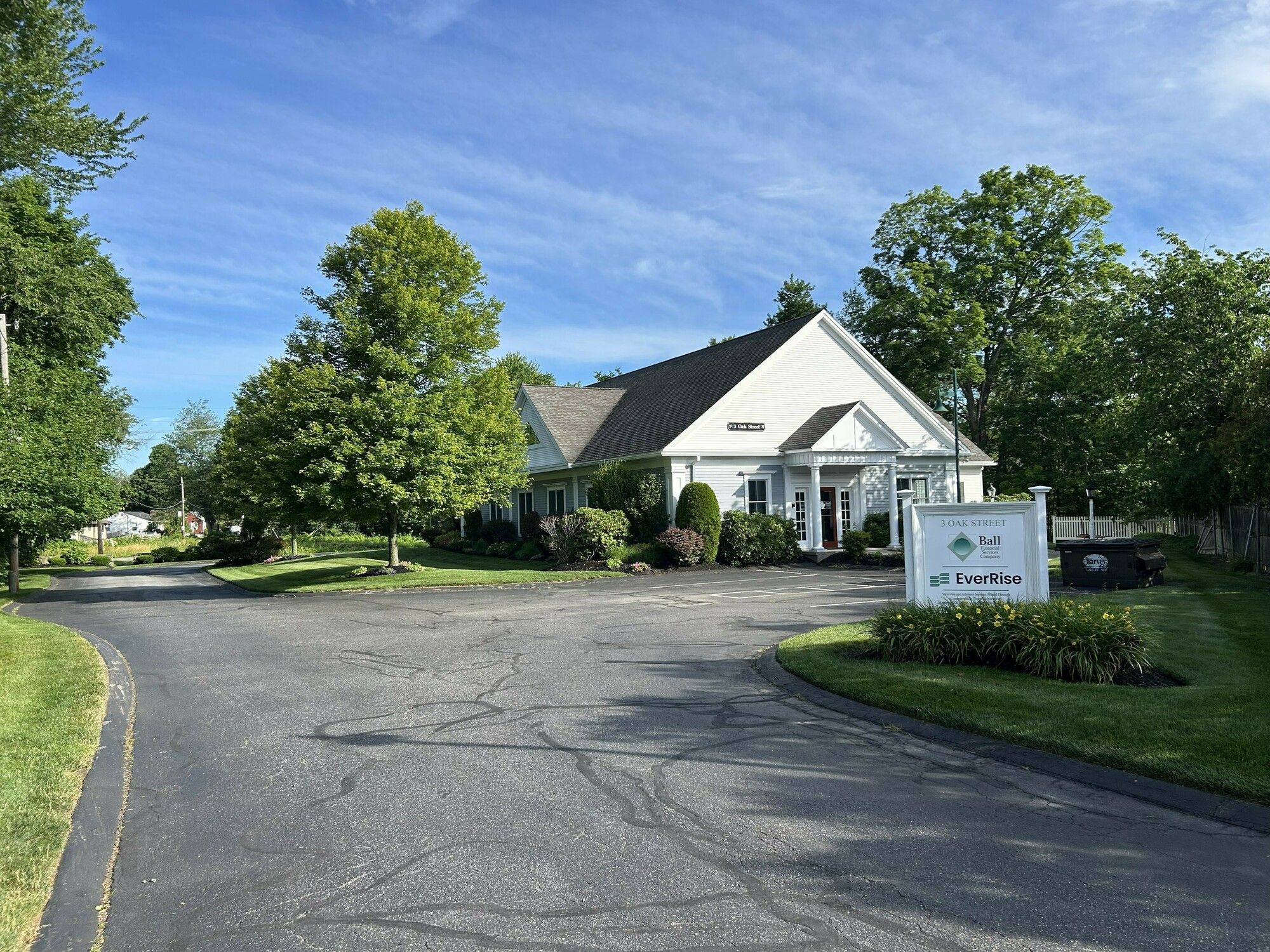 3 Oak St, Westborough, MA 01581