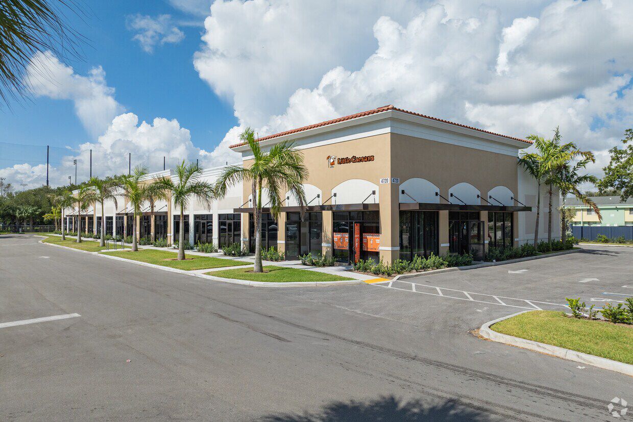 5335 N Military Trl, West Palm Beach, FL 33407
