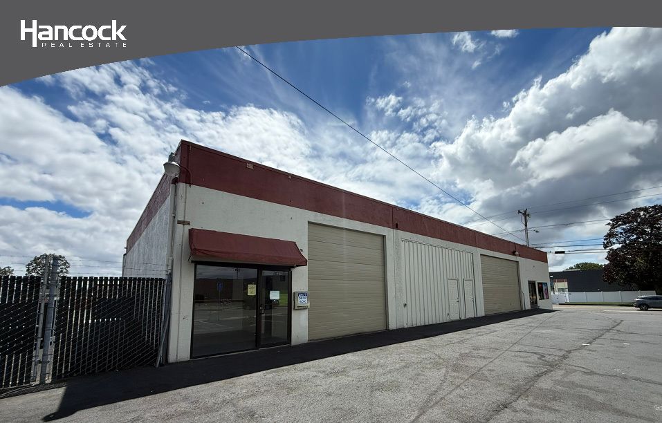 320 Lancaster Dr NE, Salem, OR 97301