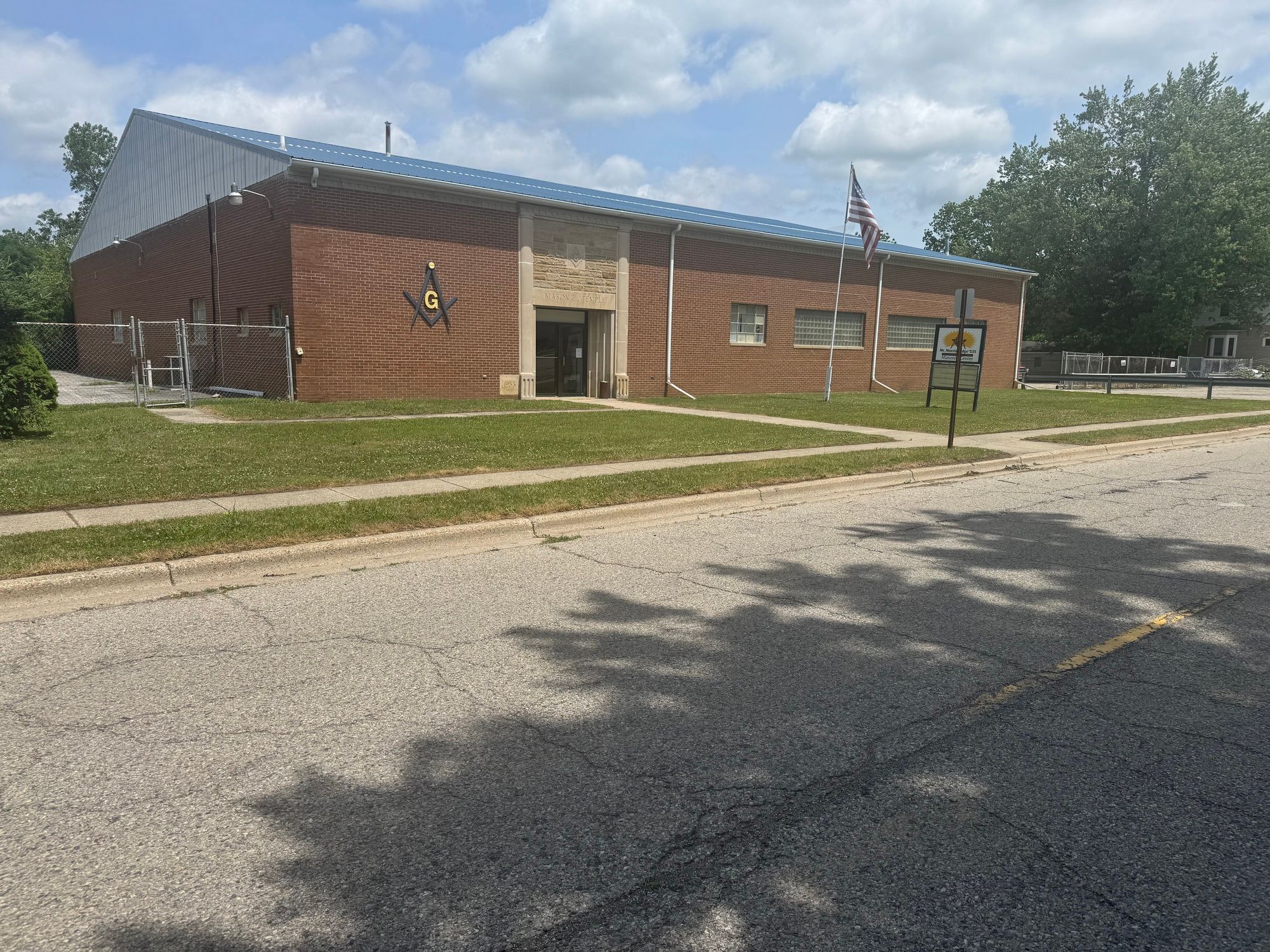 810 North St, Mount Morris, MI 48458