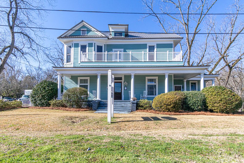159 South College St, Hamilton, GA 31811
