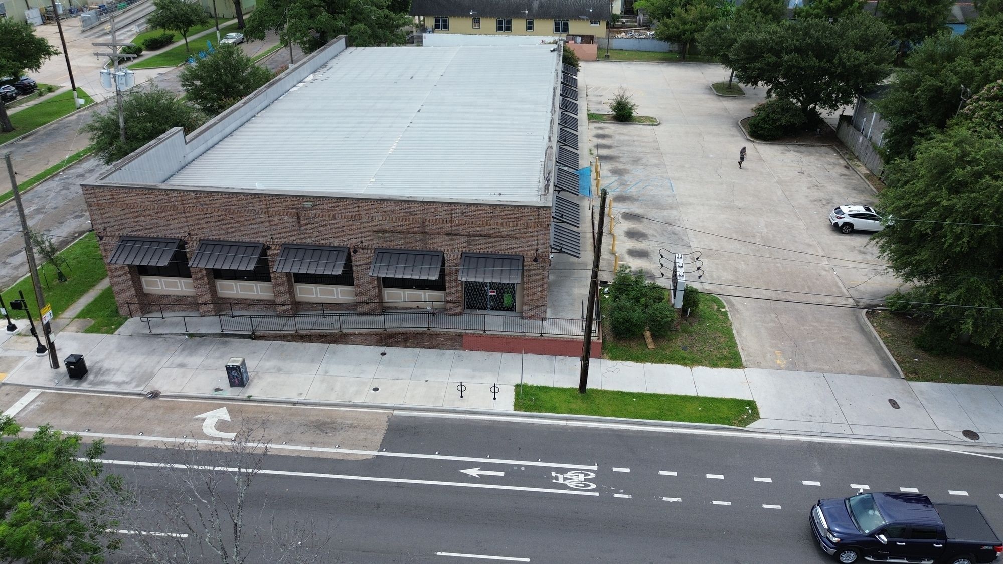 230 N Broad St, New Orleans, LA 70119
