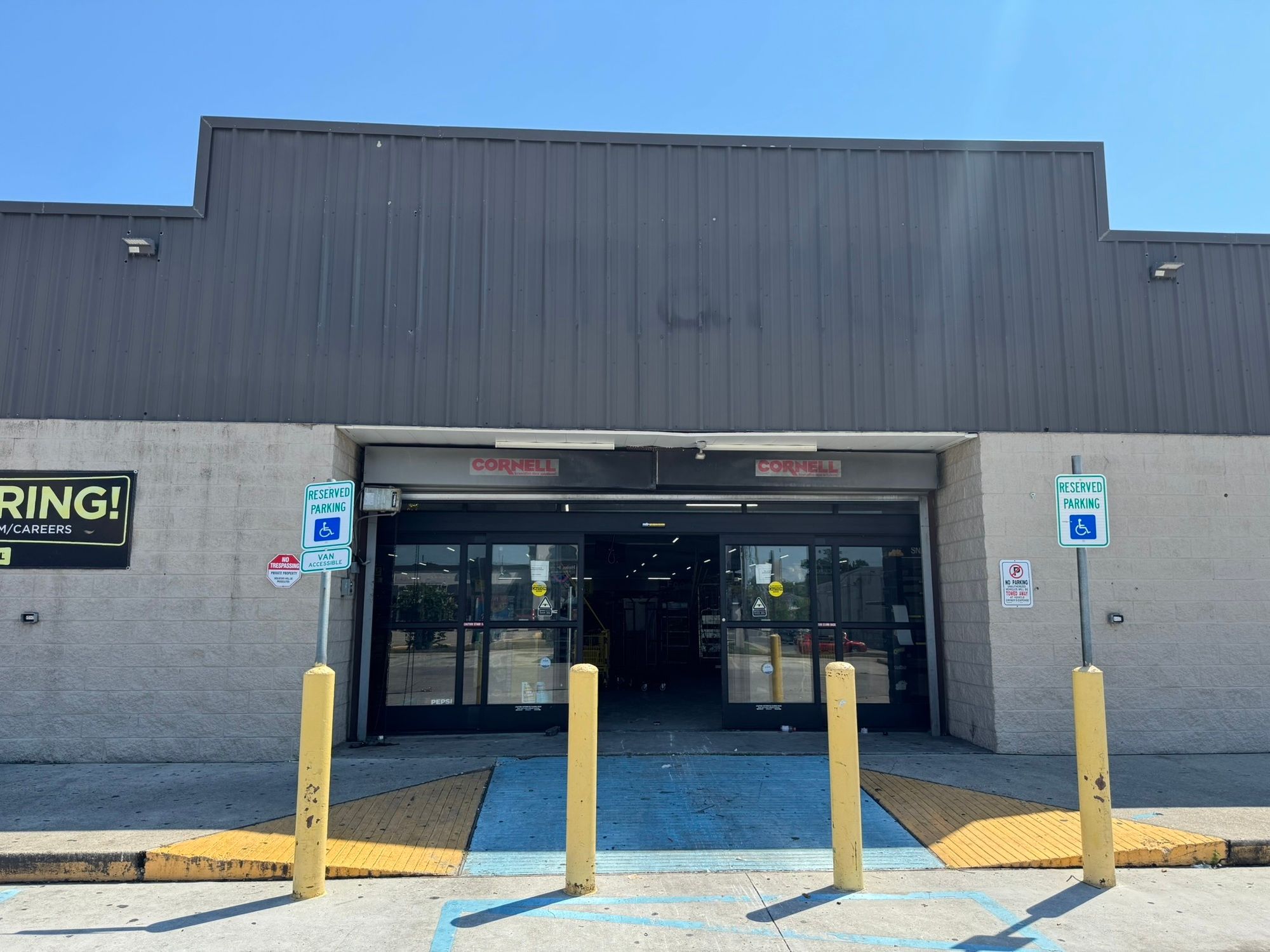 8201 Earhart Blvd, New Orleans, LA 70118