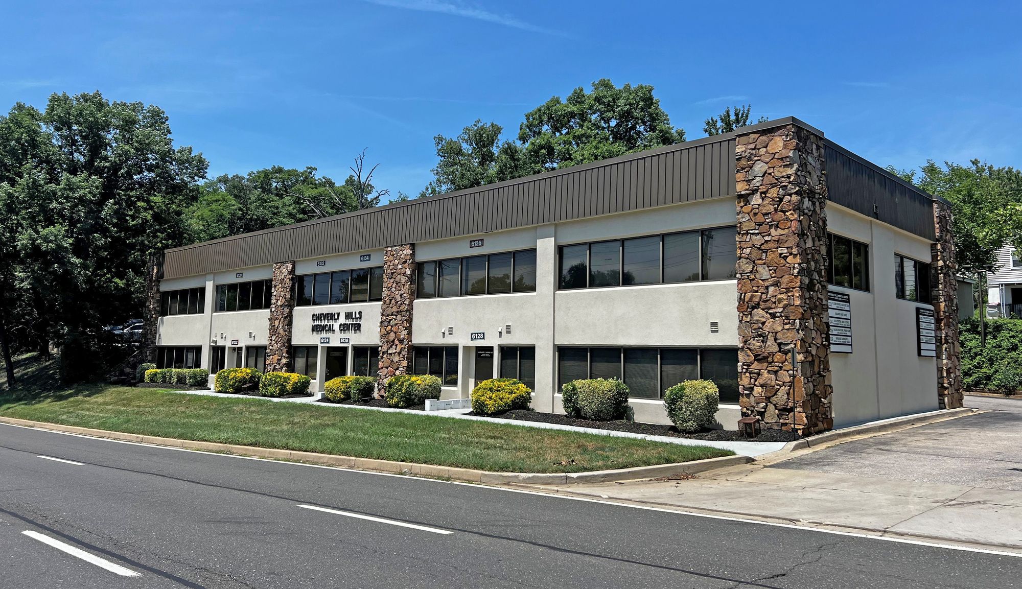 6132 Landover Rd, Cheverly, MD 20785
