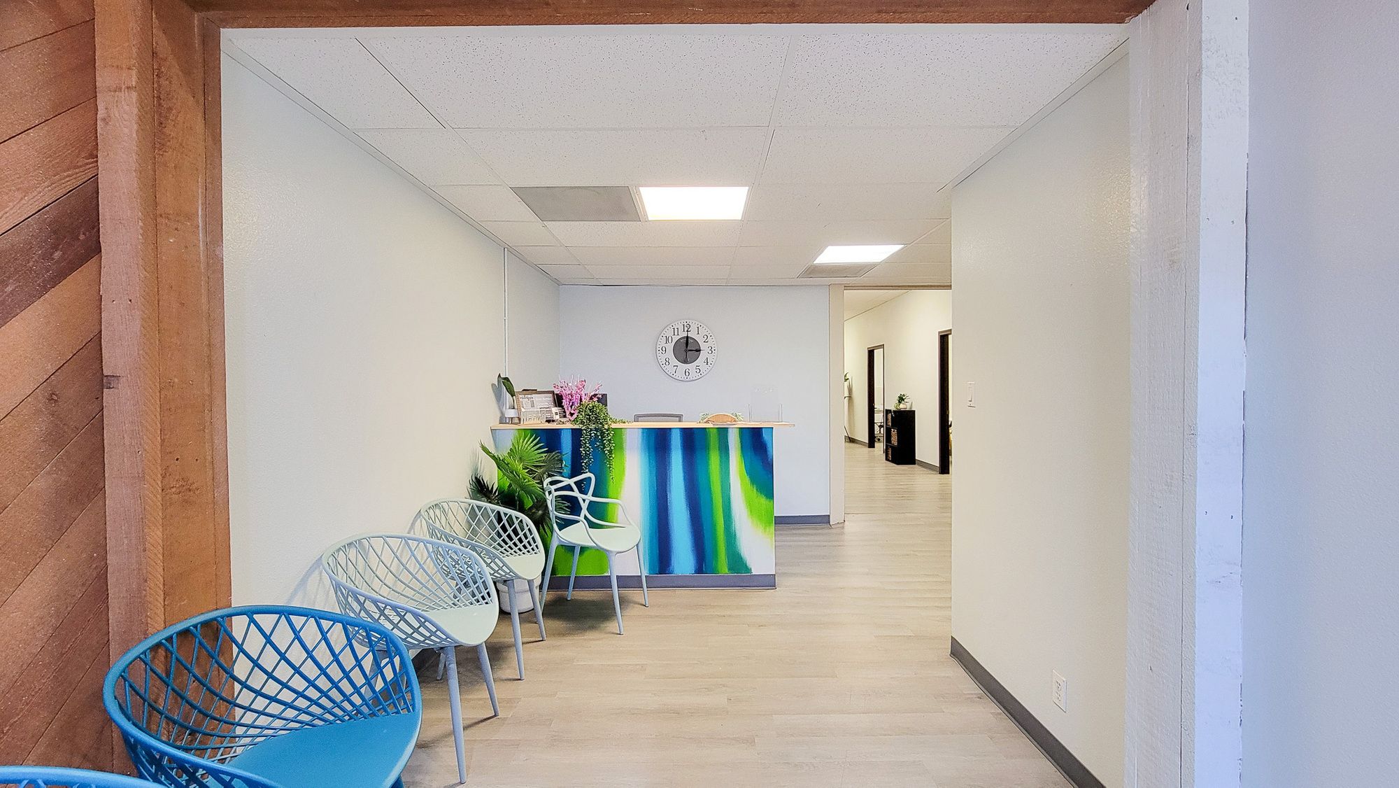 16519 Victor St, Victorville, CA 92395 - Office units | Realmo