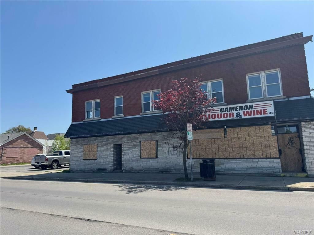 2901 Pine Ave, Niagara Falls, NY 14301