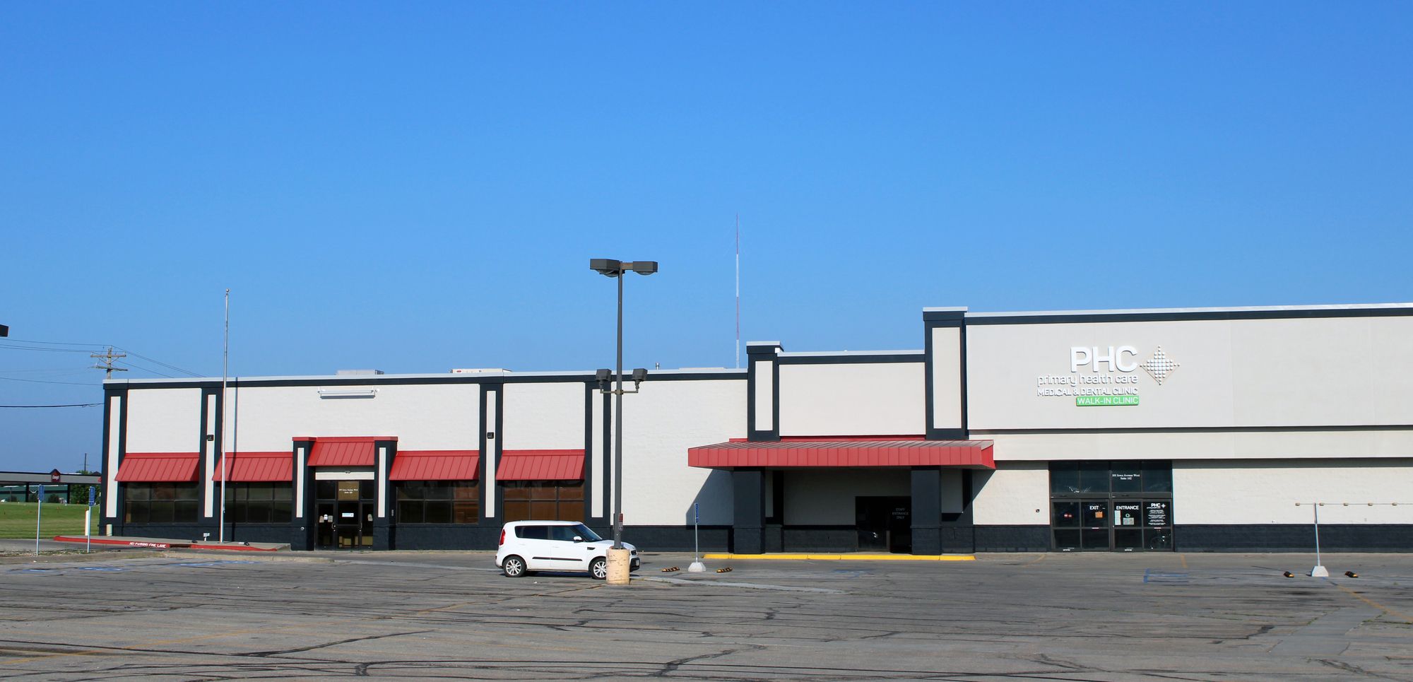 101 Iowa Ave W, Marshalltown, IA 50158
