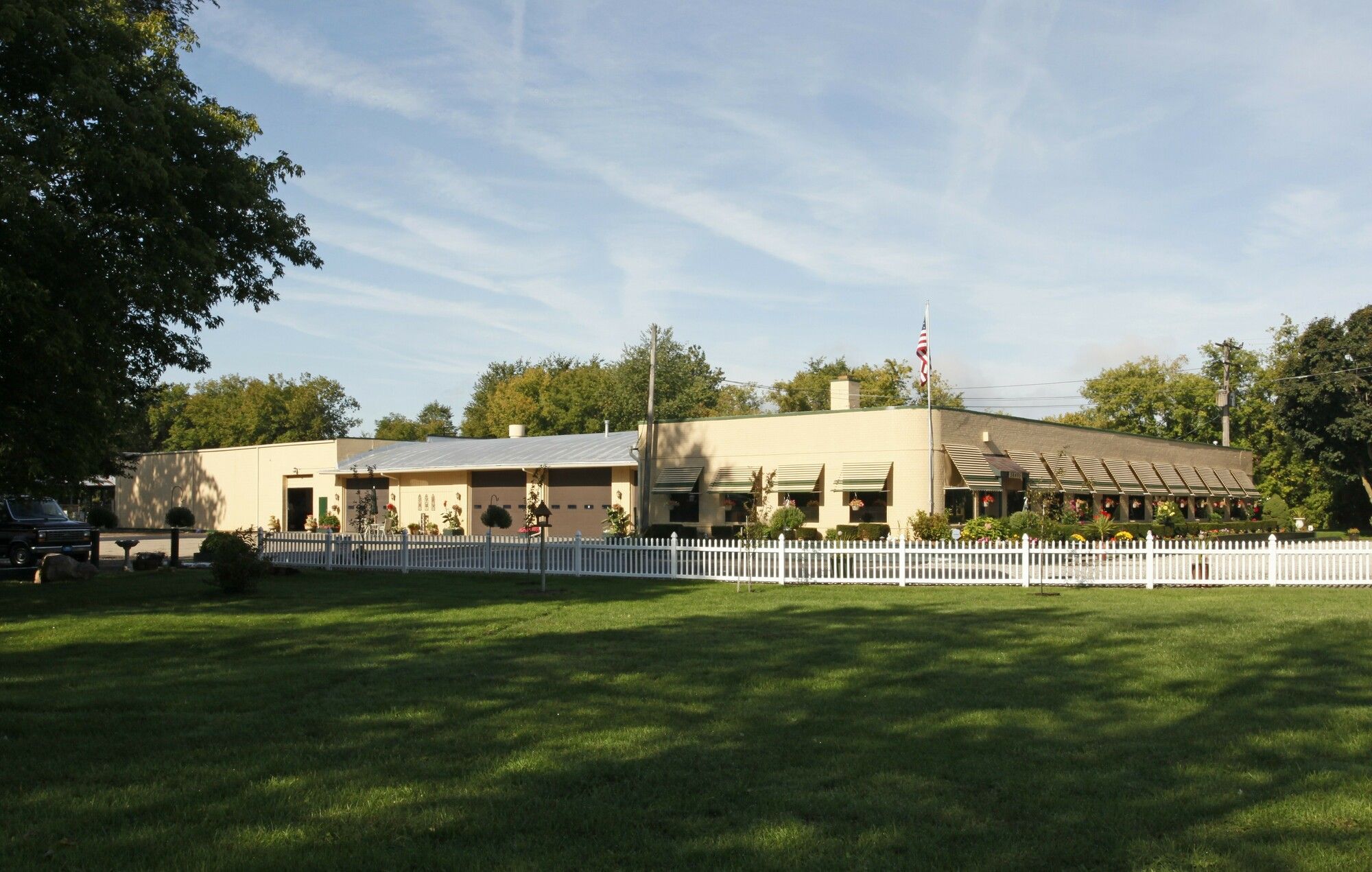 56495 Grand River Ave, New Hudson, MI 48165