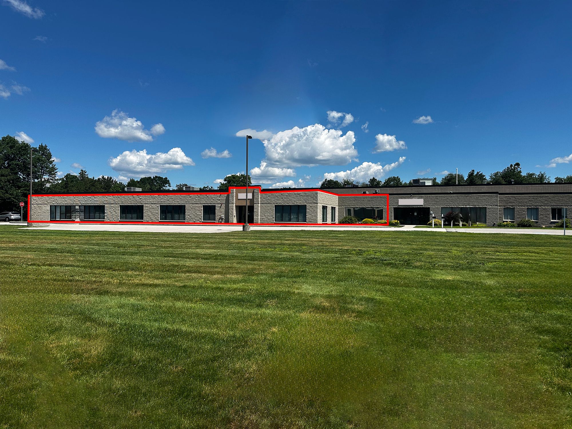 10 Columbia Dr, Amherst, NH 03031