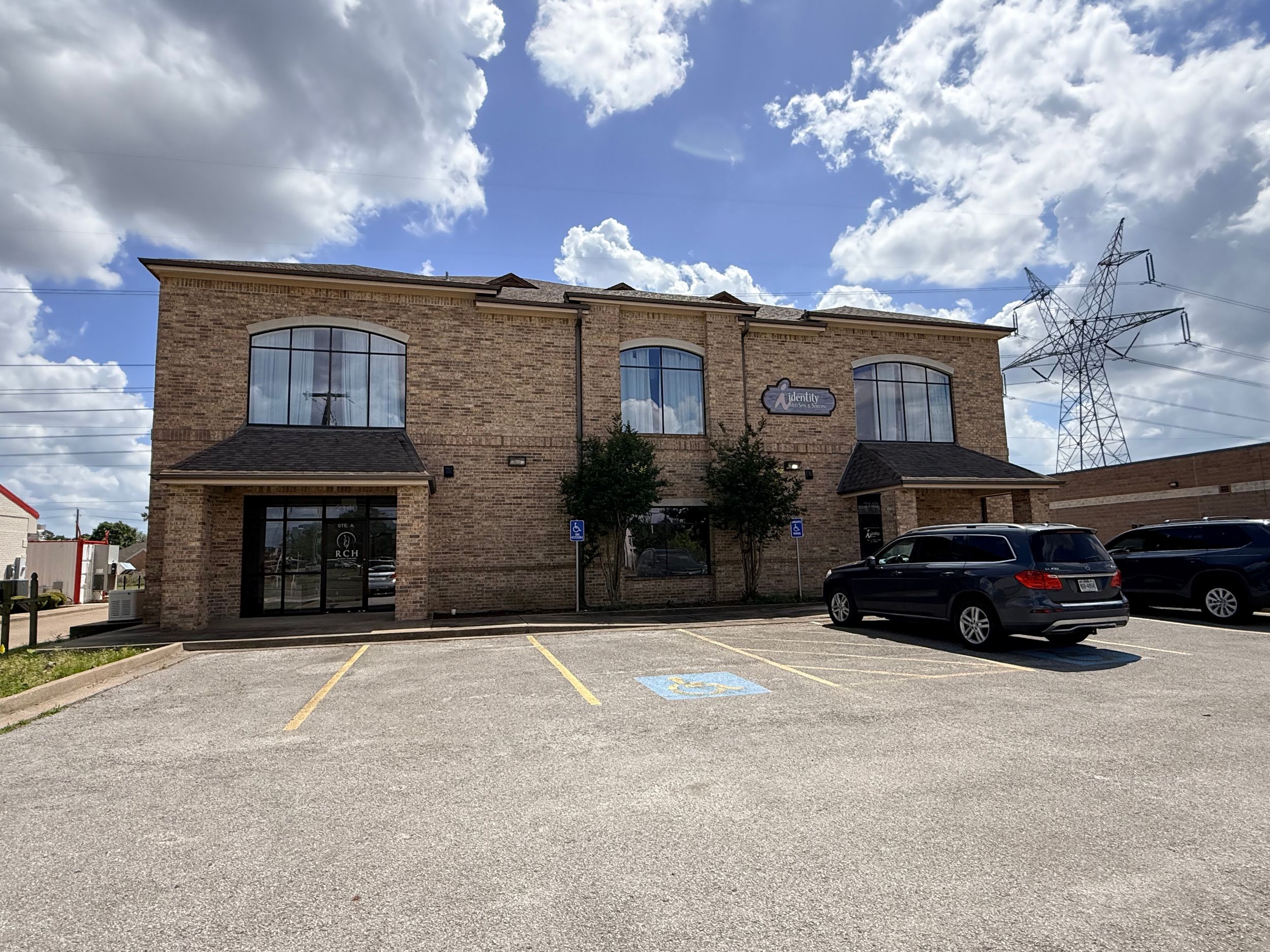 2140 W. Grande Blvd. Tyler, TX 75703
