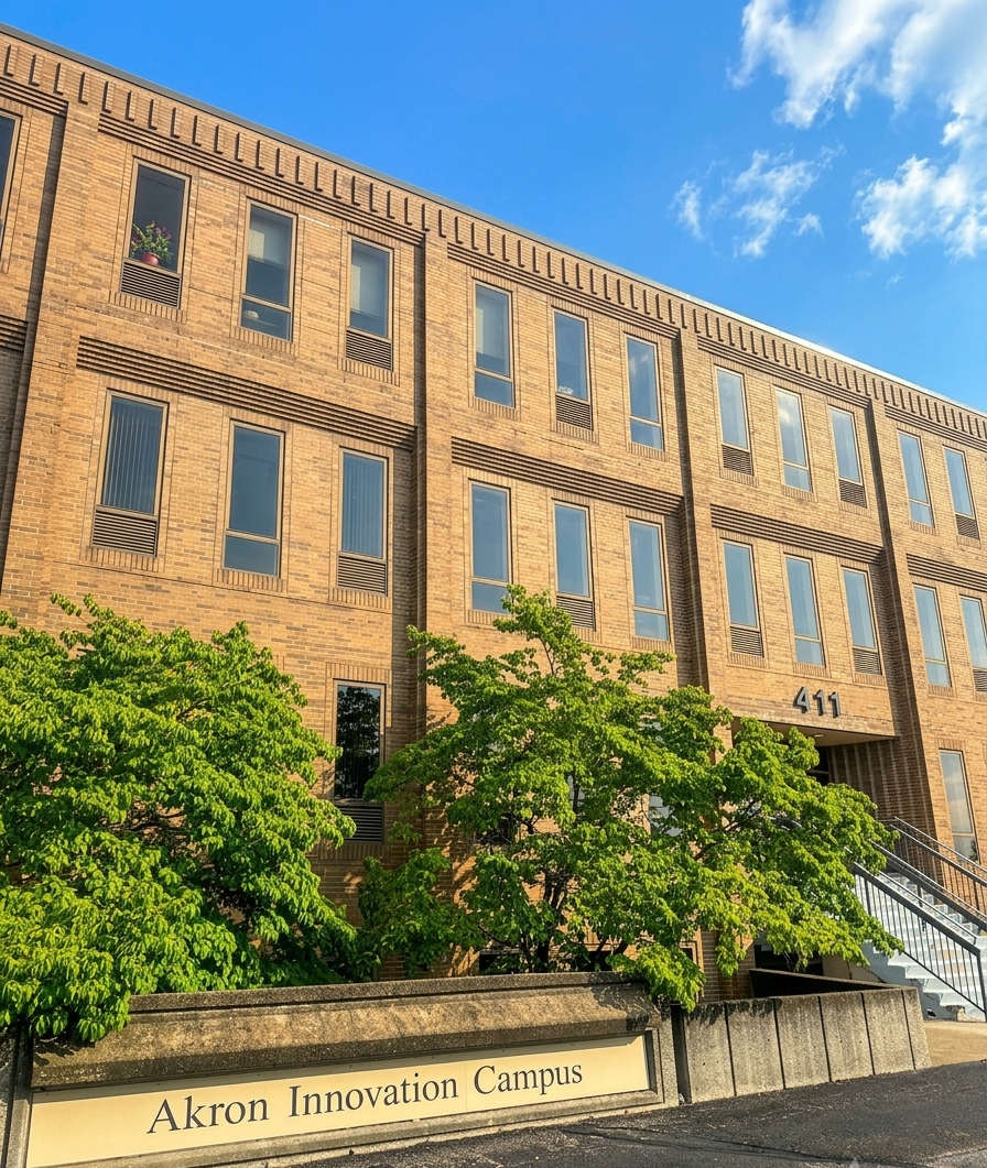 411 Wolf Ledges Pkwy, Akron, OH 44311
