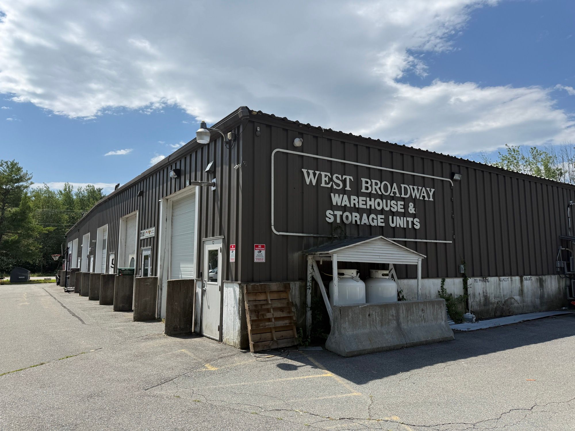2257 West Broadway, South Portland, ME 04106