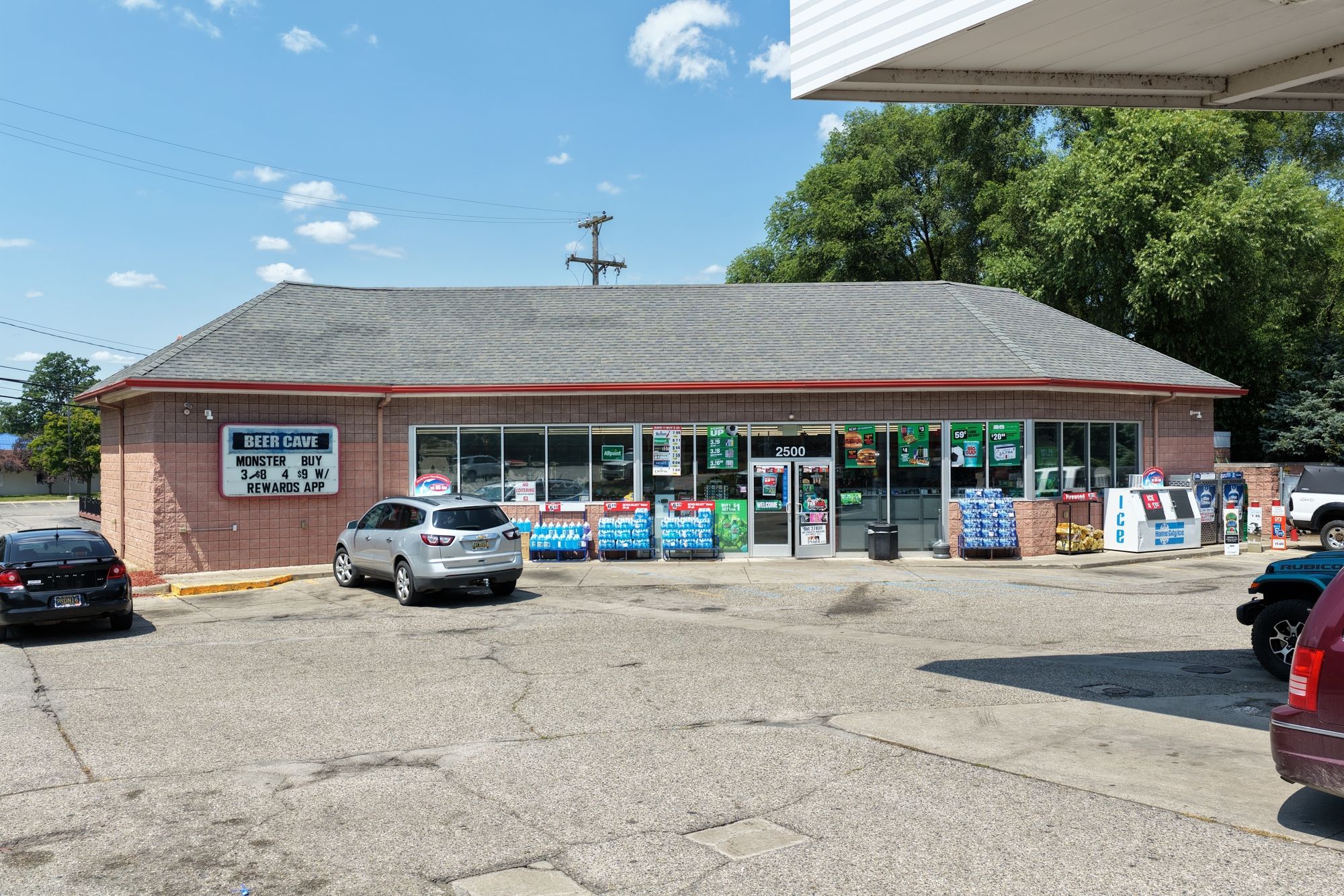 2500 North Saginaw Rd, Midland, MI 48640