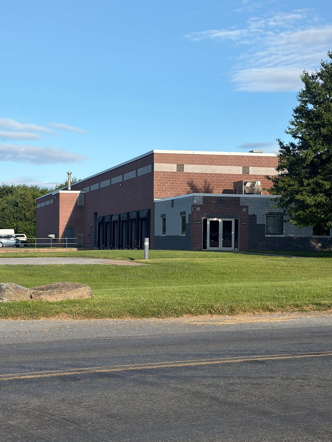 34 Hess Rd, Leola, PA 17540