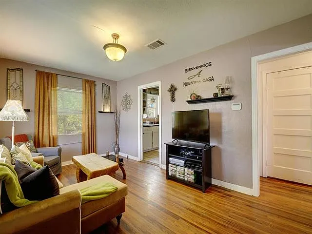 Special Purpose for sale at 1301 E Main St, Round Rock, TX, 78664 — photo 10