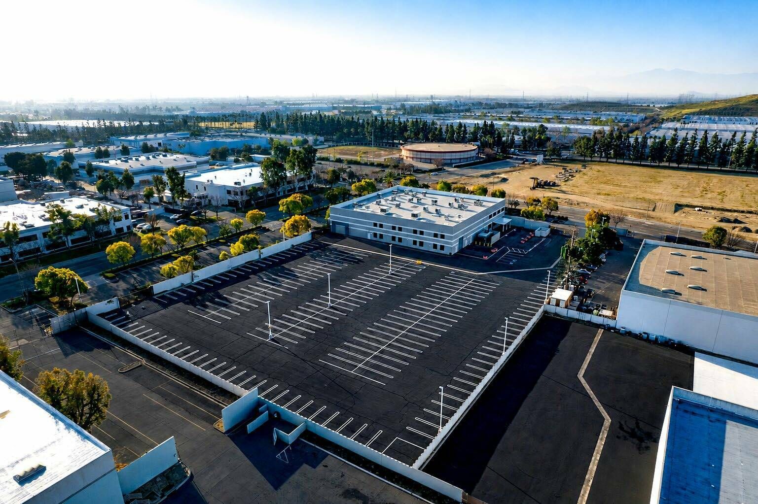 1260 S Dupont Ave, Ontario, CA 91761 - Warehouse | Realmo