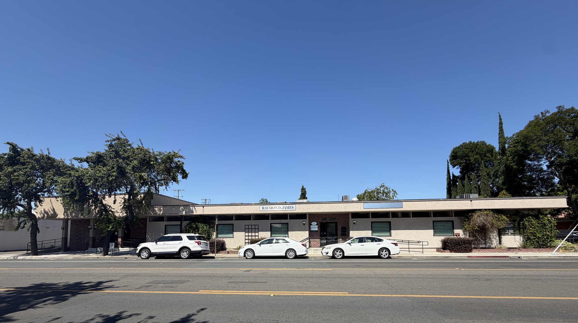 125 N Church St, Lodi, CA 95240