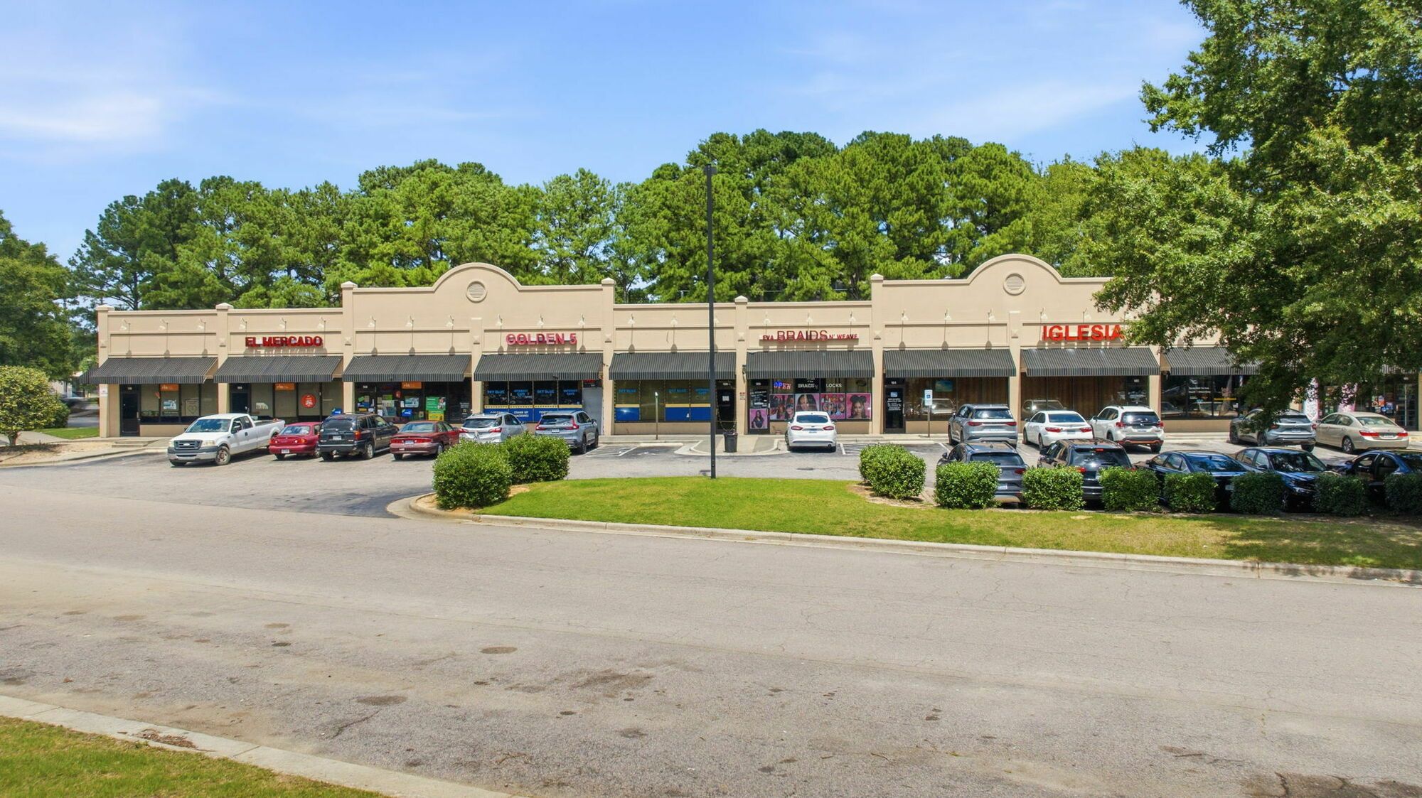 3132 Calvary Dr, Raleigh, NC 27604