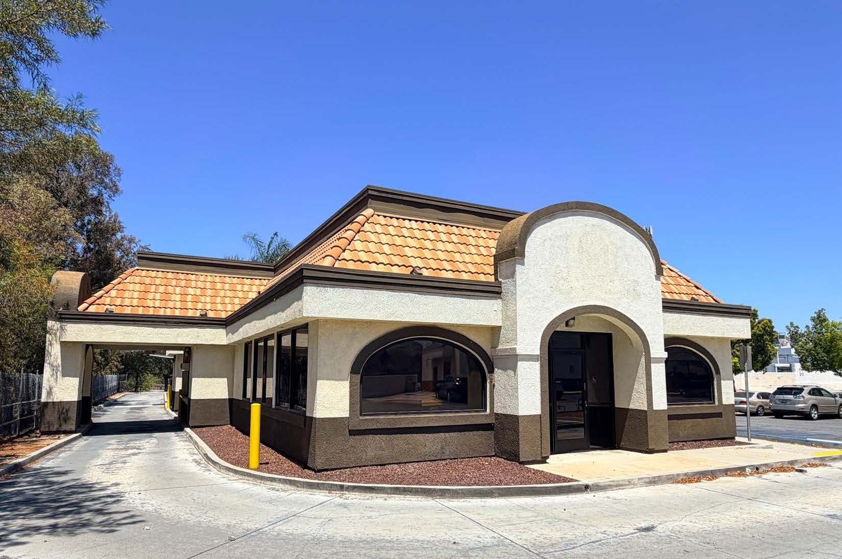 4718 Green River Rd, Corona, CA 92878