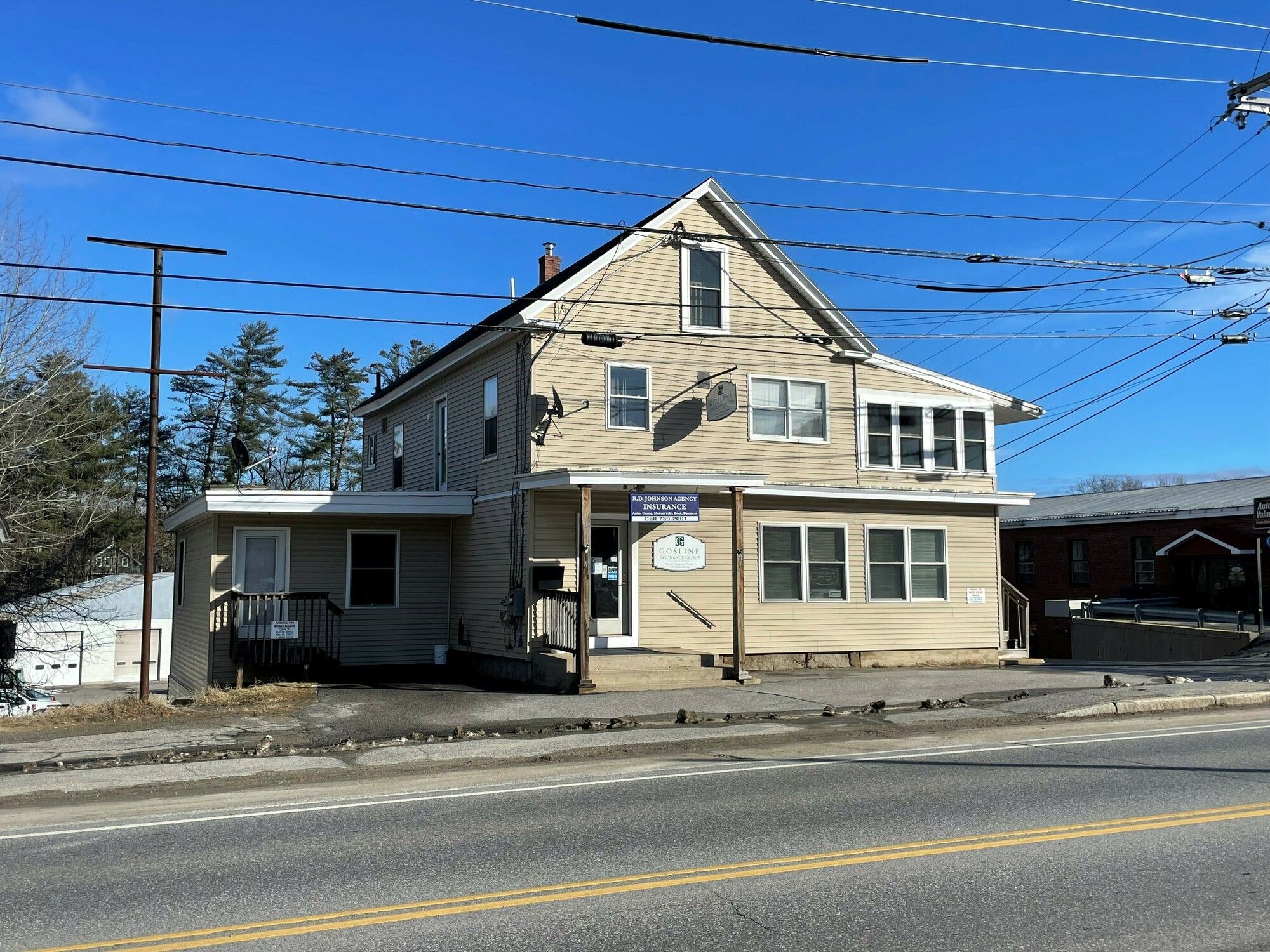 76 Main St, South Paris, ME 04281