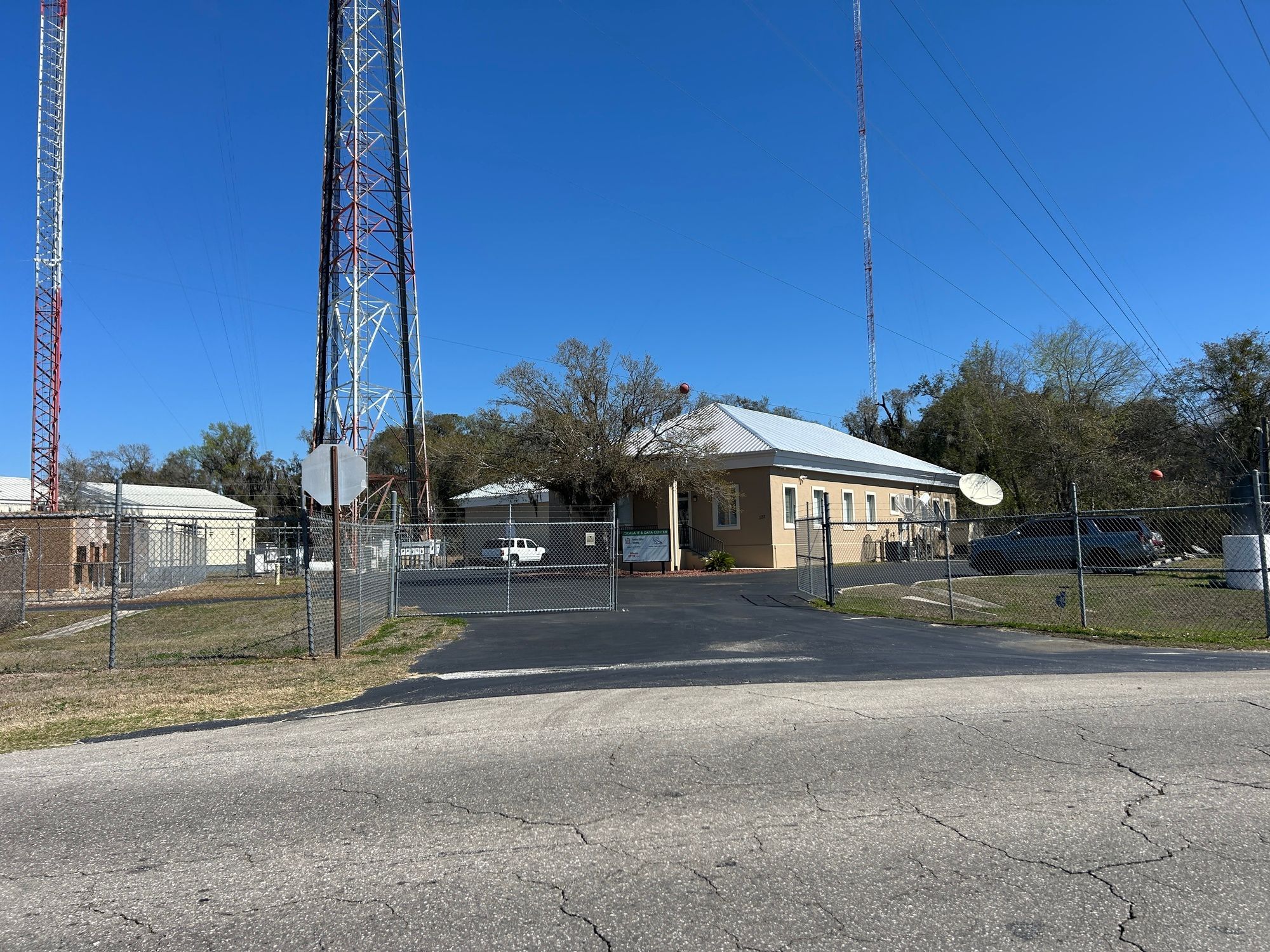 1137 7th Rd, Ocala, FL 34471-0571