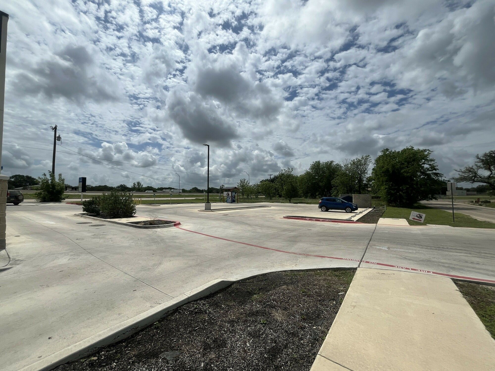Retail for lease at 247 W Village Rd, Salado, TX, 76571 — photo 10