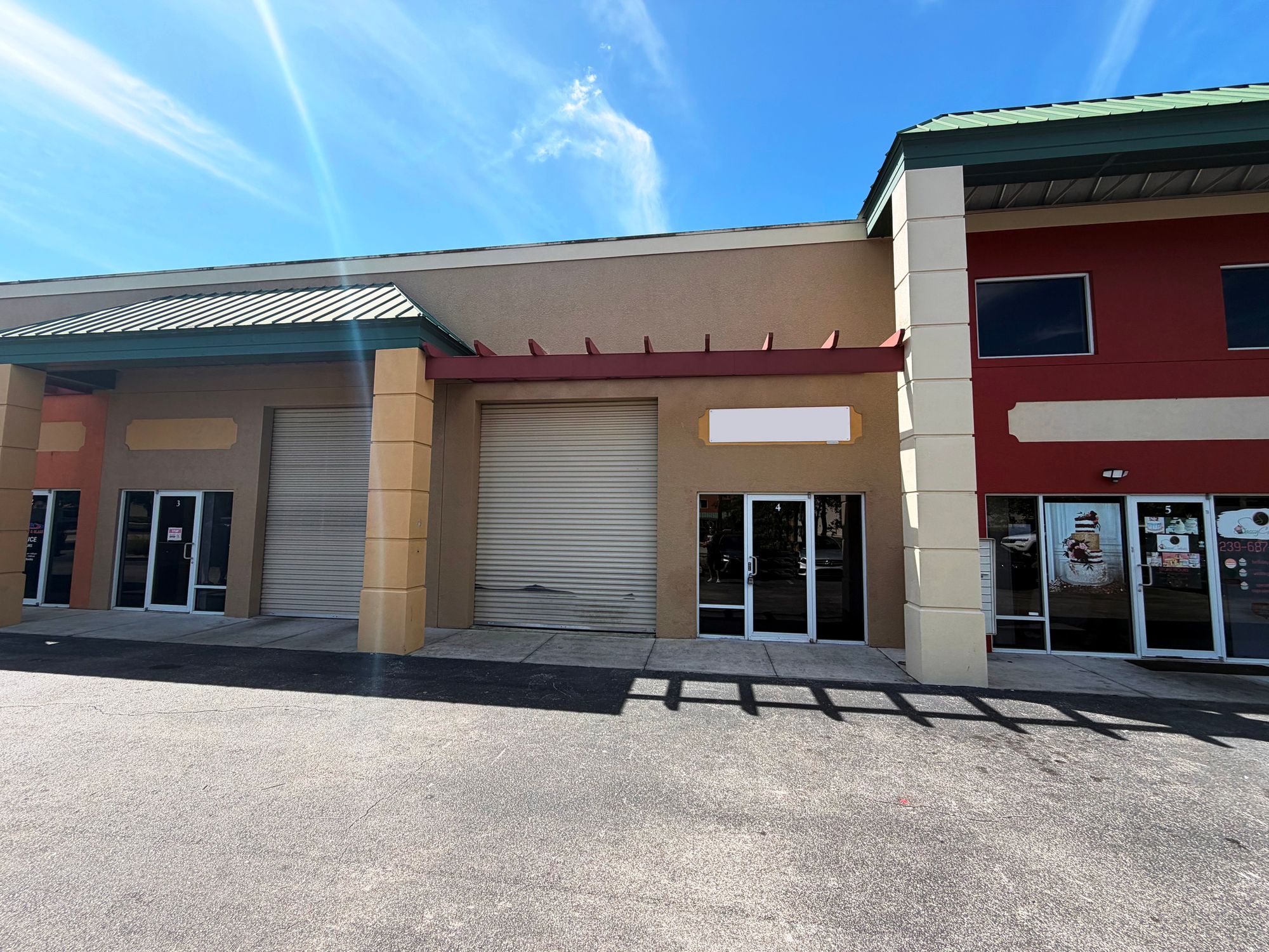 1030 Collier Center Way, Naples, FL 34110