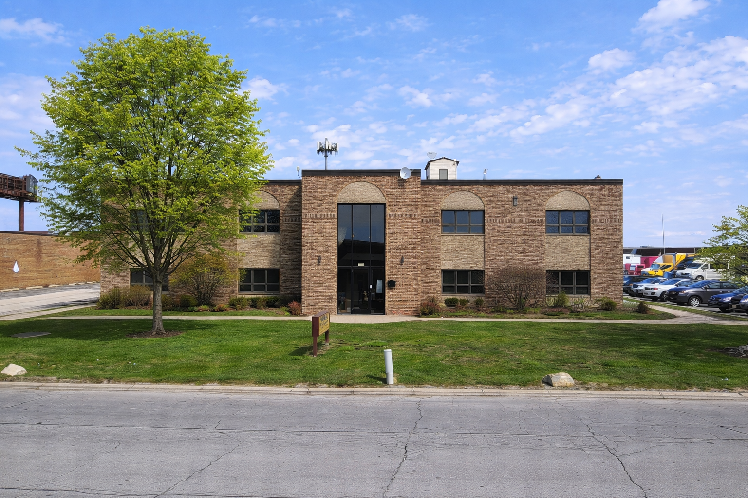 9735 Industrial Dr, Bridgeview, IL 60455