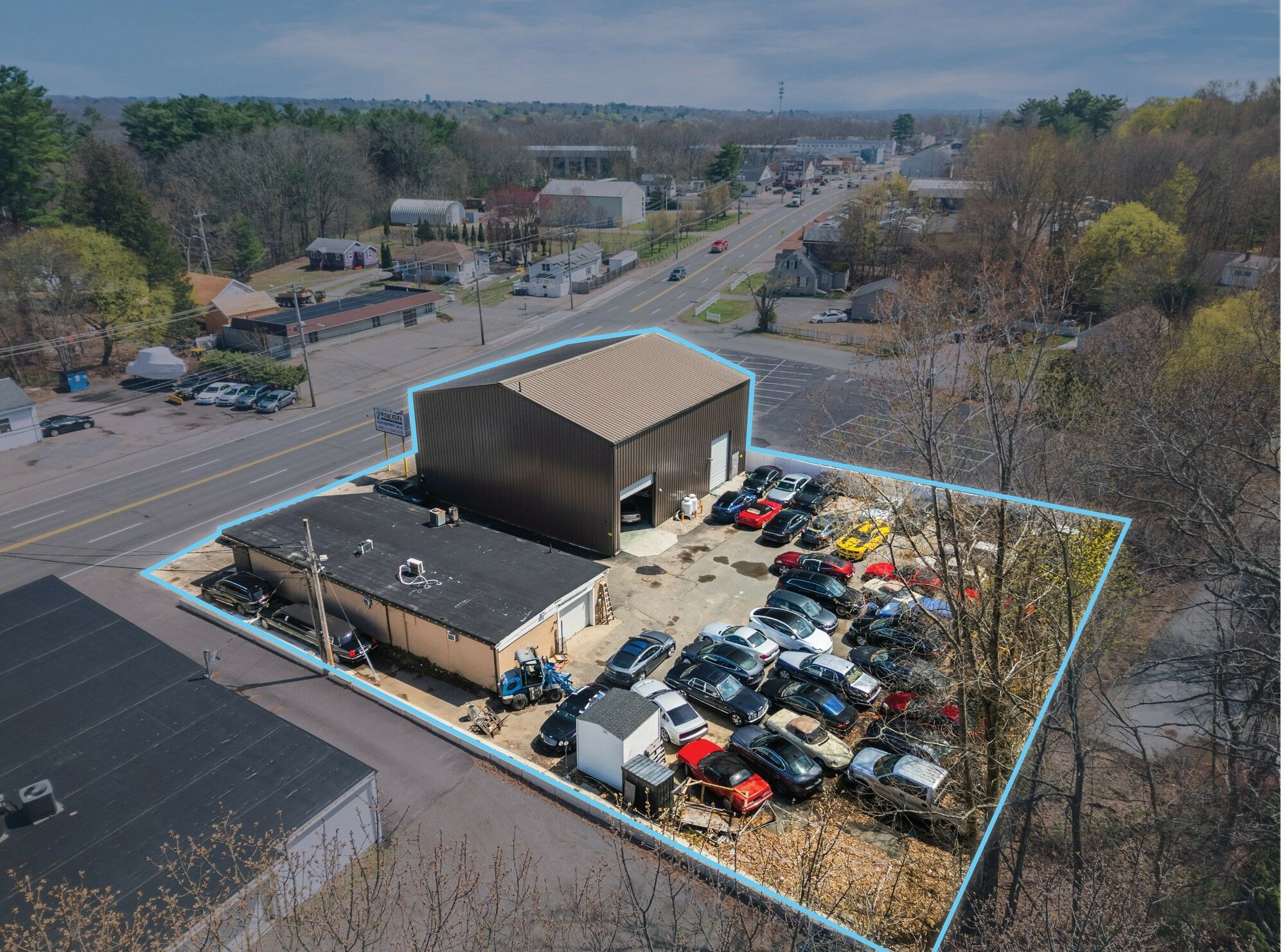105 Memorial Dr, Avon, MA 02322