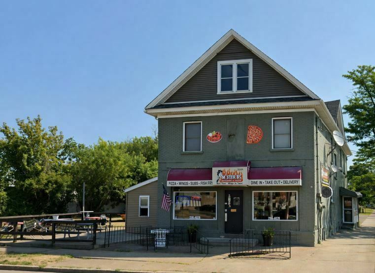 2201 Hyde Park Blvd, Niagara Falls, NY 14305