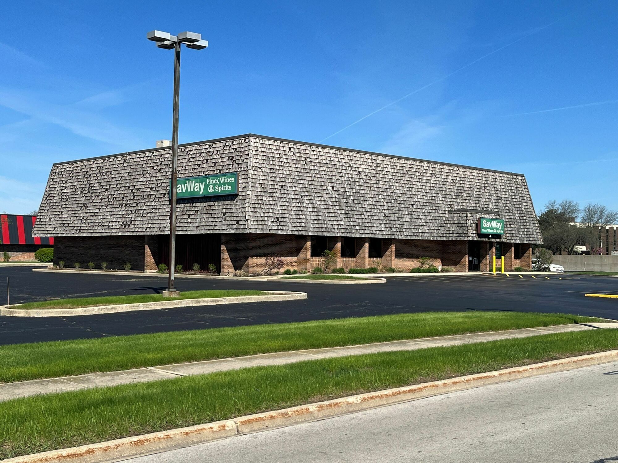 2580 E Main St, St Charles, IL 60174